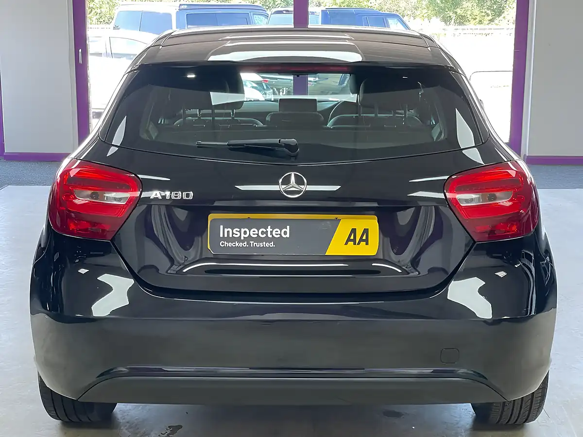 Used 2018 Mercedes-Benz a-Class Se Black - Interior and Exterior details 8