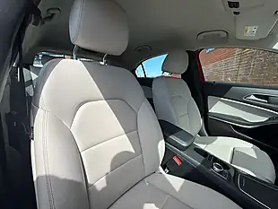 Used 2018 Mercedes-Benz a-Class Se Executive Jupiter Red - Interior and Exterior details 10