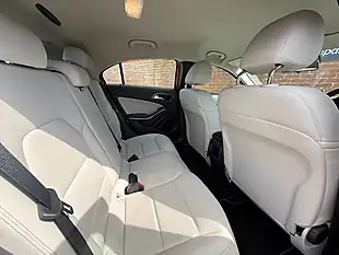 Used 2018 Mercedes-Benz a-Class Se Executive Jupiter Red - Interior and Exterior details 12