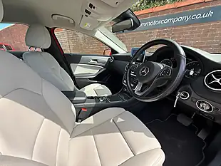 Used 2018 Mercedes-Benz a-Class Se Executive Jupiter Red - Interior and Exterior details 9