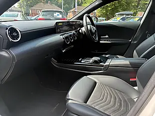 Used 2018 Mercedes-Benz a Class Se (executive) White - Interior and Exterior details 16