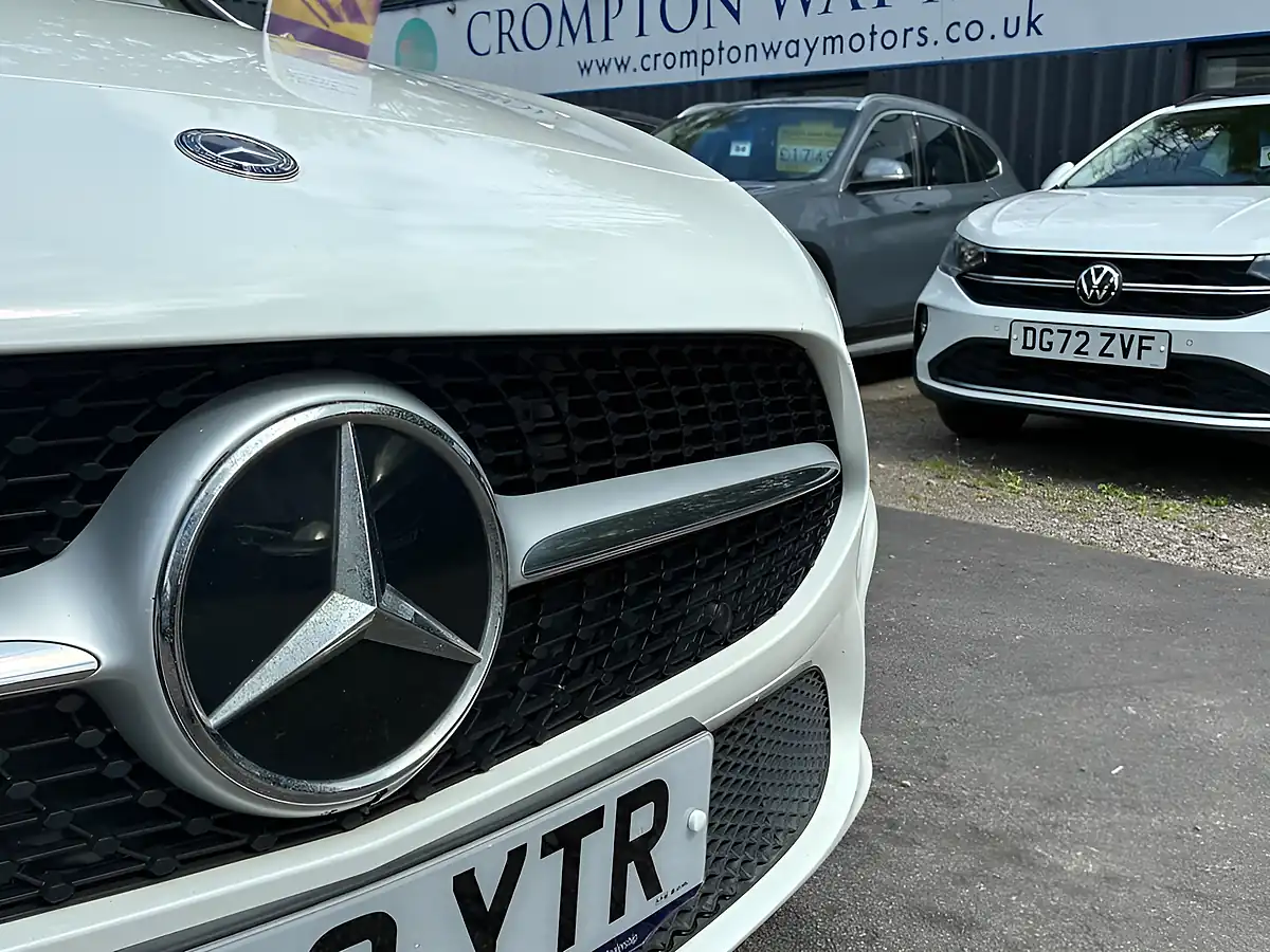 Used 2018 Mercedes-Benz a Class Se (executive) White - Interior and Exterior details 3