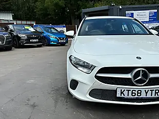 Used 2018 Mercedes-Benz a Class Se (executive) White - Interior and Exterior details 4