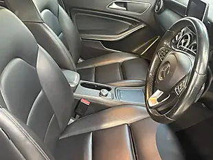 Used 2018 Mercedes-Benz a Class Se (executive) White - Interior and Exterior details 15