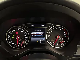 Used 2018 Mercedes-Benz a Class Se Grey - Interior and Exterior details 16