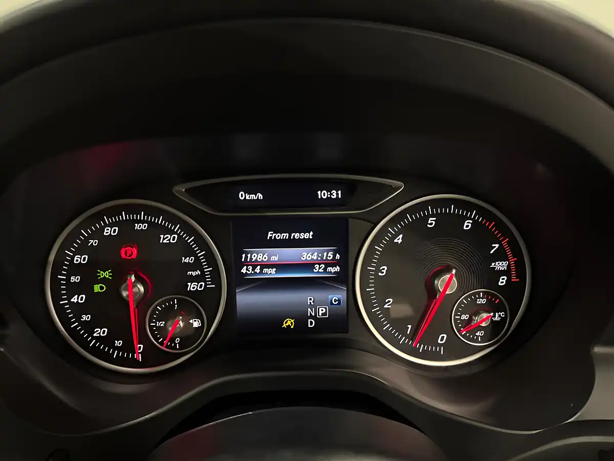 Used 2018 Mercedes-Benz a Class Se Grey - Interior and Exterior details 16