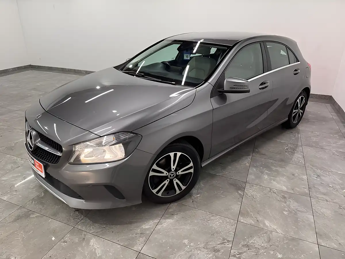 Used 2018 Mercedes-Benz a Class Se Grey - Interior and Exterior details 3