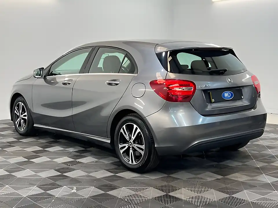 Used 2018 Mercedes-Benz a Class Se Grey - Interior and Exterior details 7