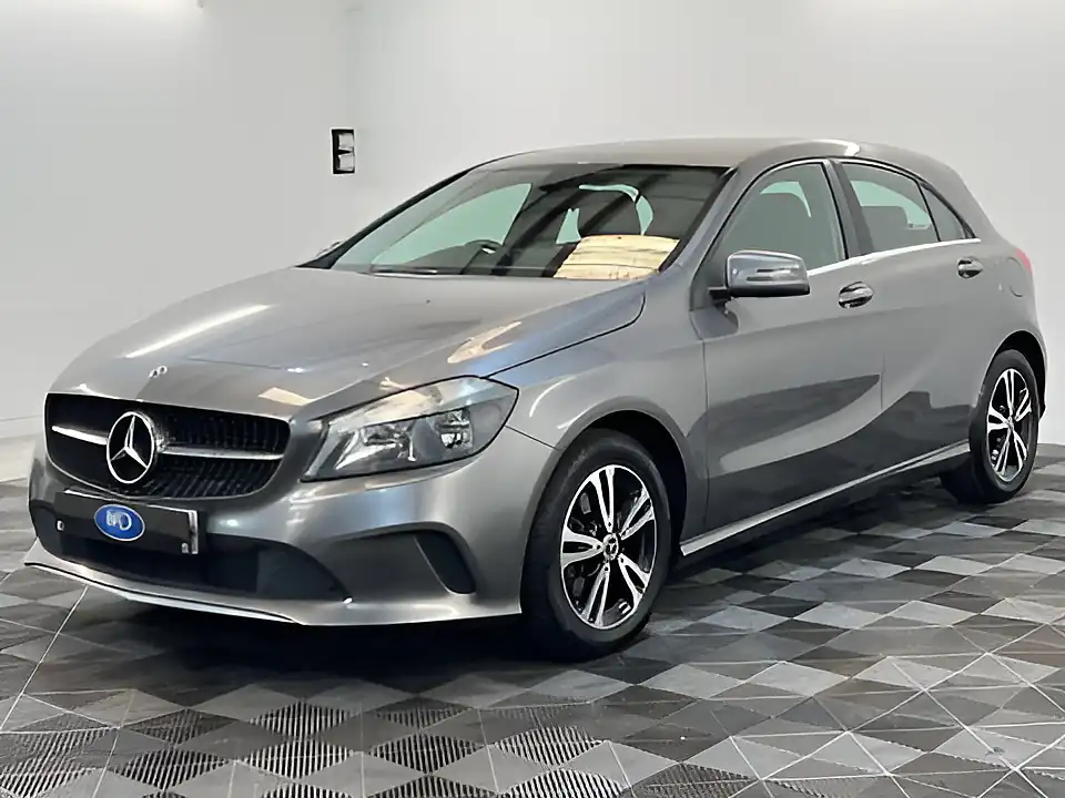 Used 2018 Mercedes-Benz a Class Se Grey - Interior and Exterior details 9