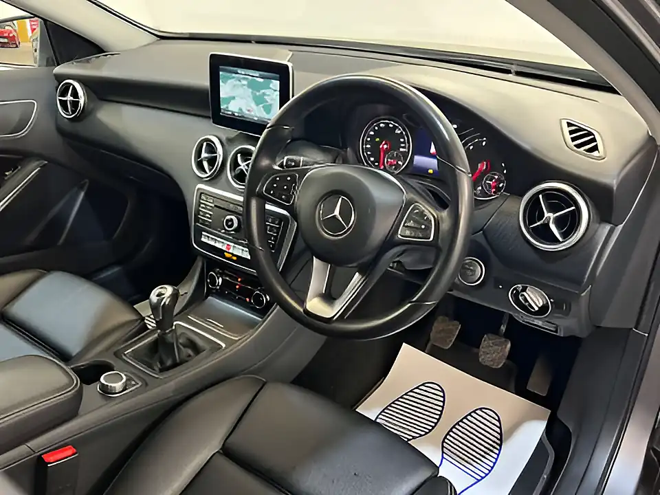 Used 2018 Mercedes-Benz a Class Se Grey - Interior and Exterior details 12