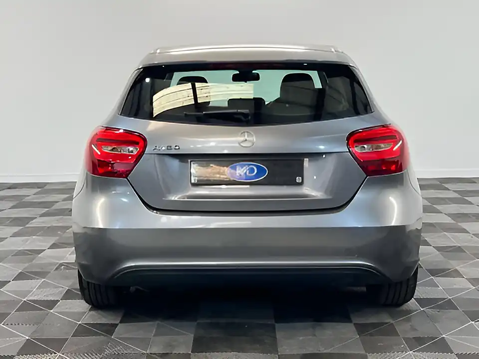 Used 2018 Mercedes-Benz a Class Se Grey - Interior and Exterior details 5