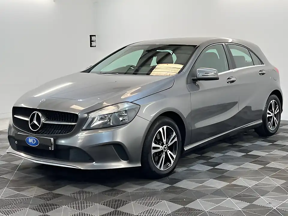 Used 2018 Mercedes-Benz a Class Se Grey - Interior and Exterior details 9
