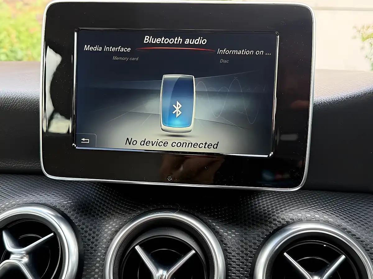 Used 2018 Mercedes-Benz a Class Se Red - Interior and Exterior details 19