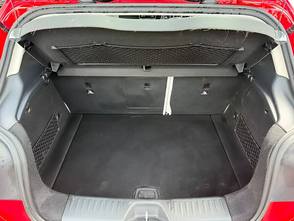 Used 2018 Mercedes-Benz a Class Se Red - Interior and Exterior details 9