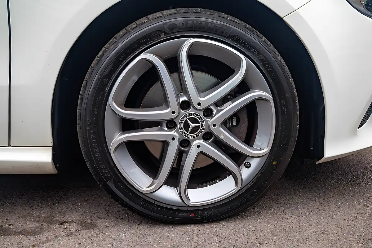 Used 2018 Mercedes-Benz a-Class Sport Edition Calcite White - Interior and Exterior details 10