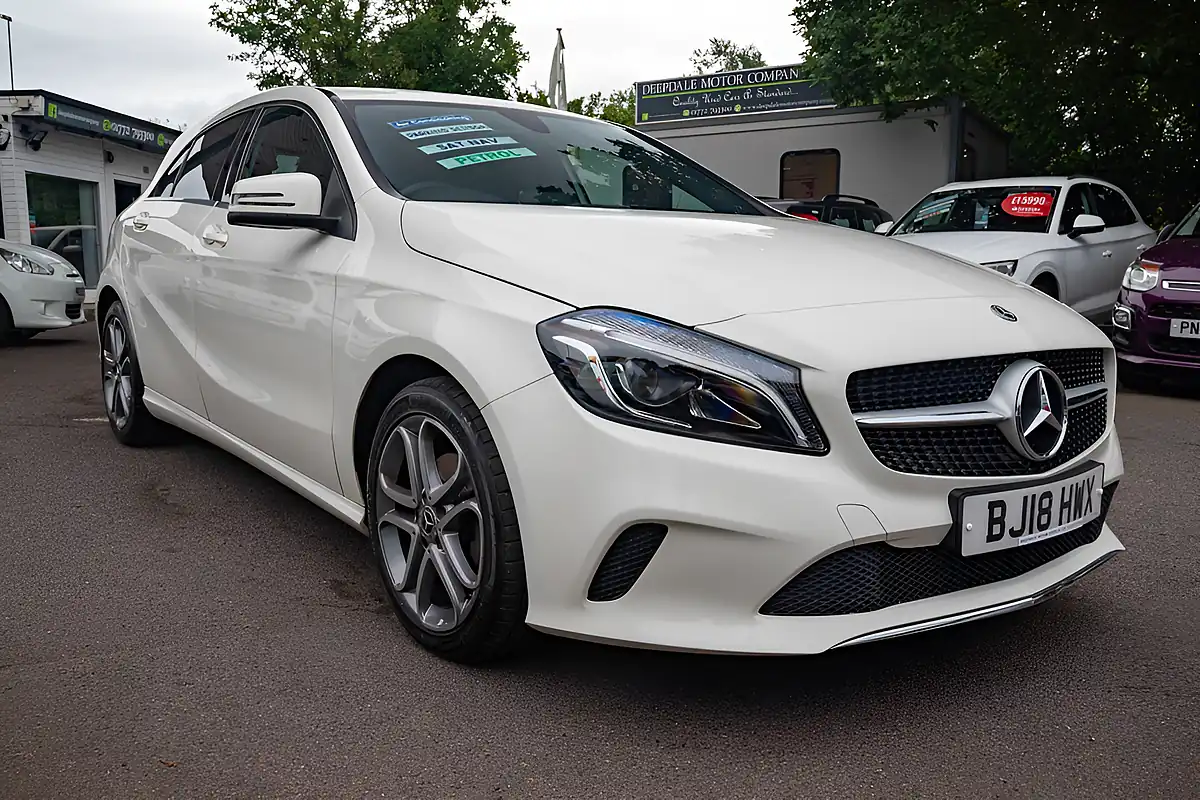 Used 2018 Mercedes-Benz a-Class Sport Edition Calcite White - Interior and Exterior details 9