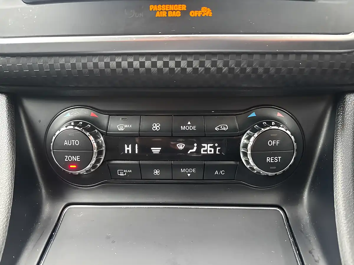 Used 2018 Mercedes-Benz a Class Sport Edition Silver - Interior and Exterior details 12