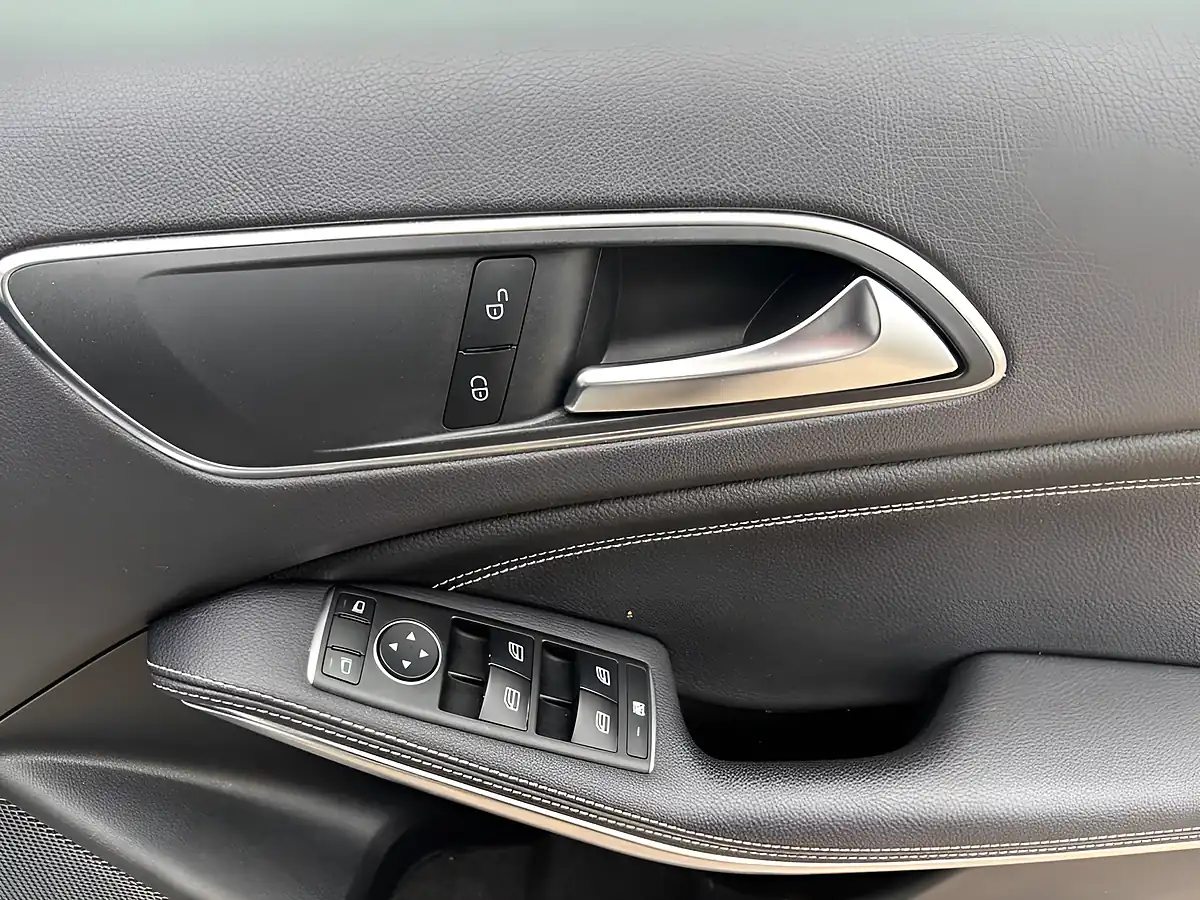 Used 2018 Mercedes-Benz a Class Sport Edition Silver - Interior and Exterior details 16