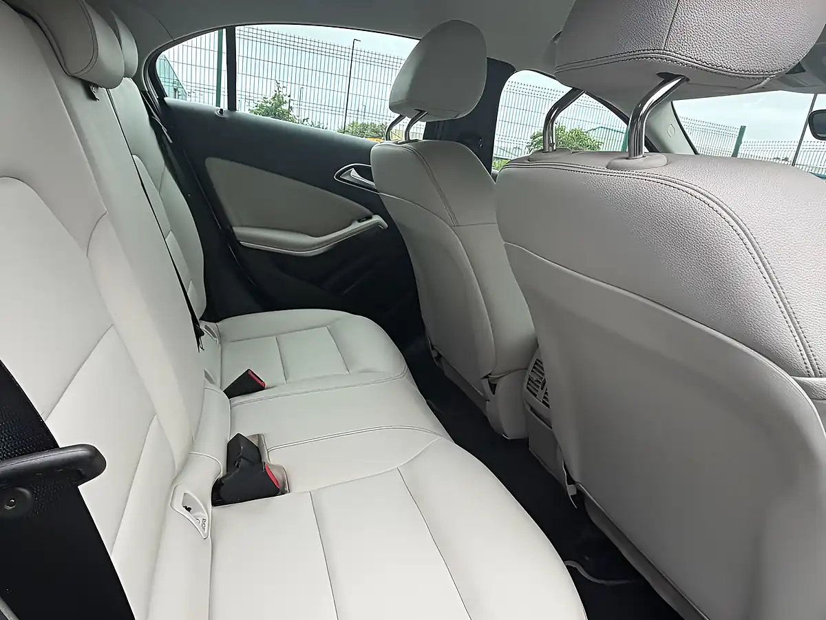 Used 2018 Mercedes-Benz a Class Sport (executive) Black - Interior and Exterior details 13