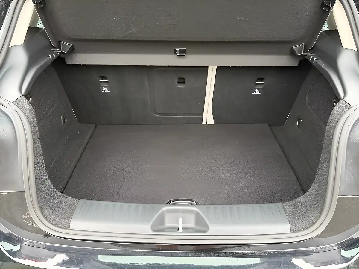 Used 2018 Mercedes-Benz a Class Sport (executive) Black - Interior and Exterior details 20
