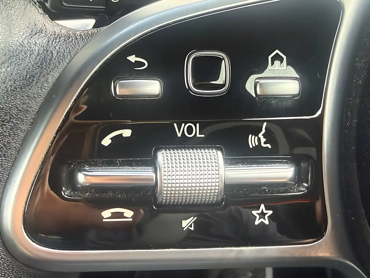 Used 2018 Mercedes-Benz a Class Sport (executive) Black - Interior and Exterior details 16