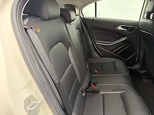 Used 2018 Mercedes-Benz a Class Sport Executive Cirrus White - Interior and Exterior details 11