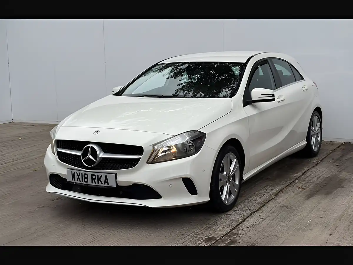 Used 2018 Mercedes-Benz a Class Sport Executive Cirrus White - Interior and Exterior details 13