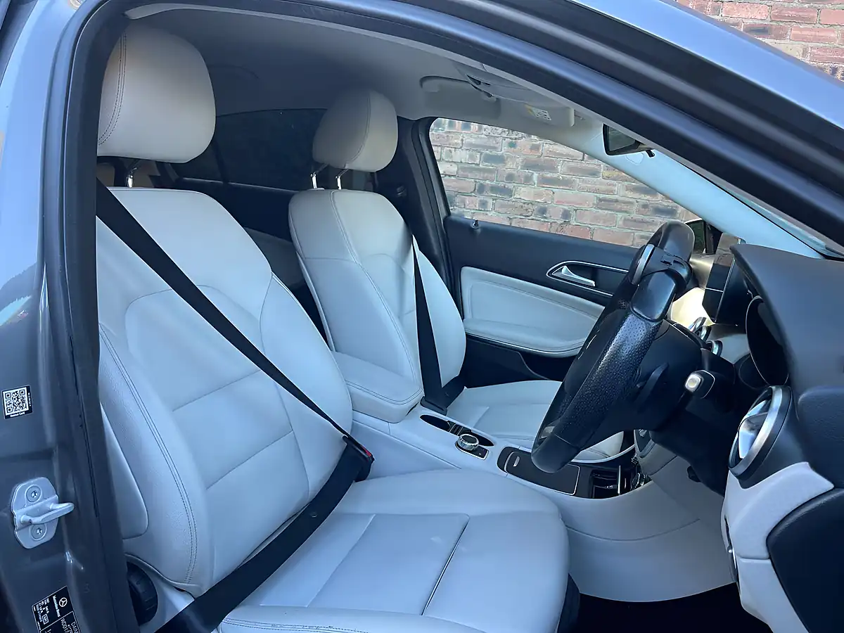Used 2018 Mercedes-Benz a-Class Sport Executive Grey - Interior and Exterior details 6