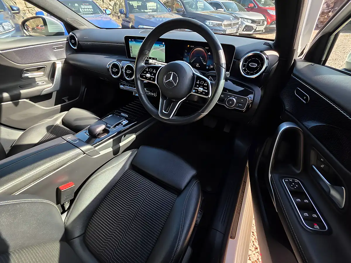 Used 2018 Mercedes-Benz a Class Sport (executive) Polar White - Interior and Exterior details 8