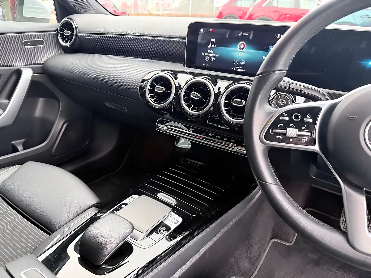 Used 2018 Mercedes-Benz a Class Sport (executive) Silver - Interior and Exterior details 19