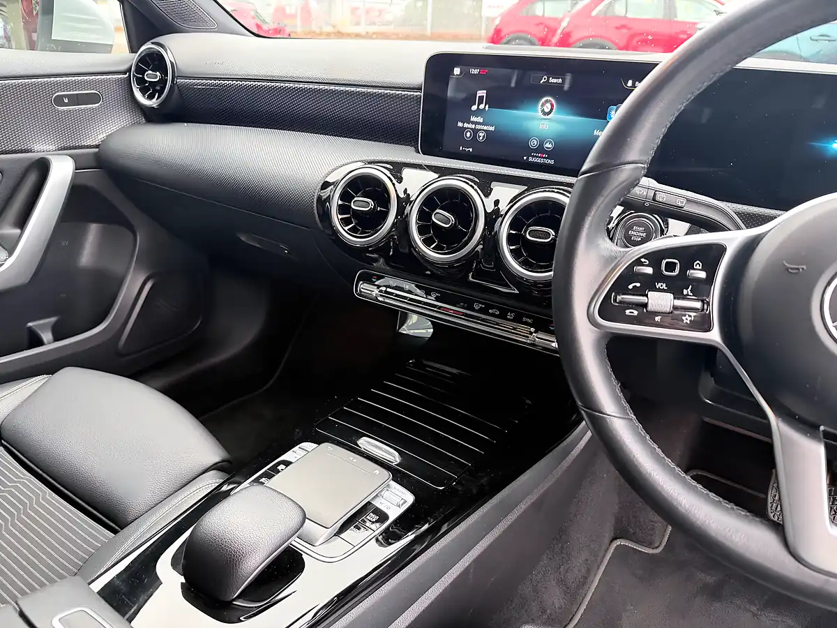 Used 2018 Mercedes-Benz a Class Sport (executive) Silver - Interior and Exterior details 20