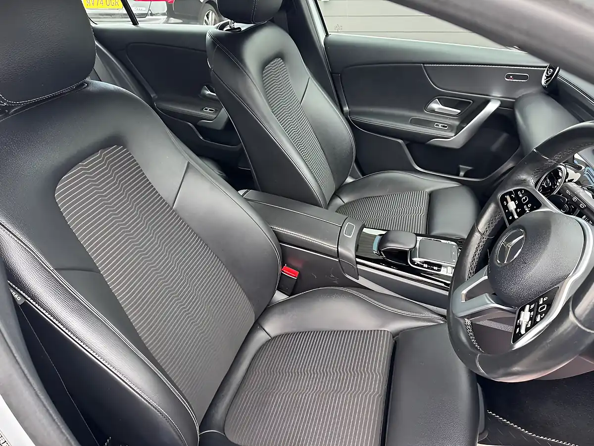 Used 2018 Mercedes-Benz a Class Sport (executive) Silver - Interior and Exterior details 17