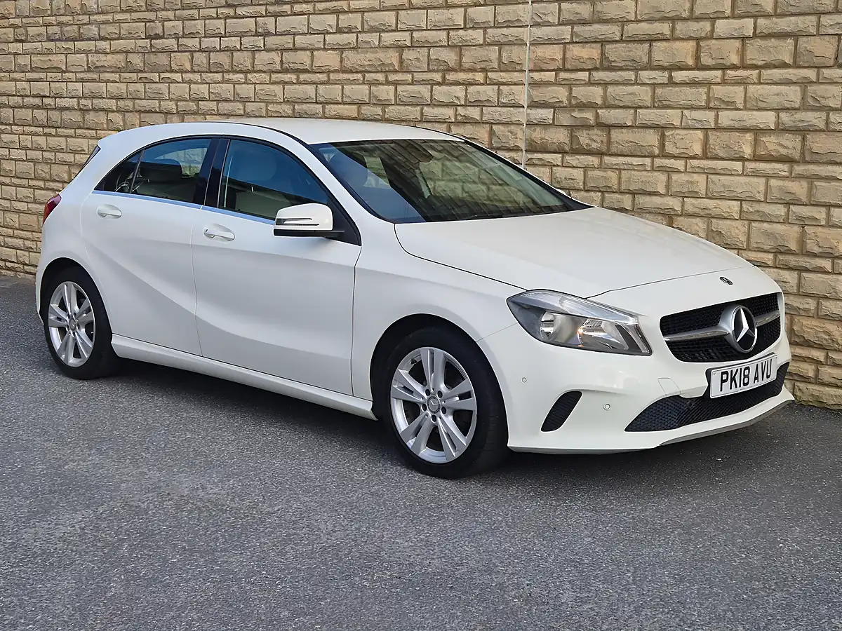 Used 2018 Mercedes-Benz a Class Sport (executive) White - Interior and Exterior details 12