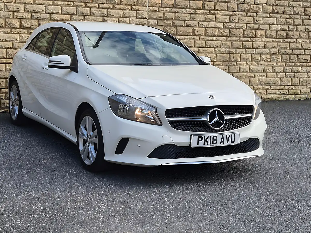 Used 2018 Mercedes-Benz a Class Sport (executive) White - Interior and Exterior details 9