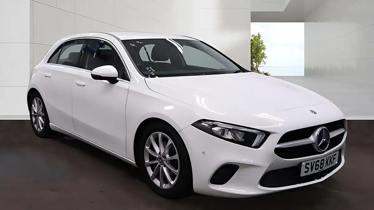 Used 2018 Mercedes-Benz a-Class Sport (executive) White - Interior and Exterior details 7