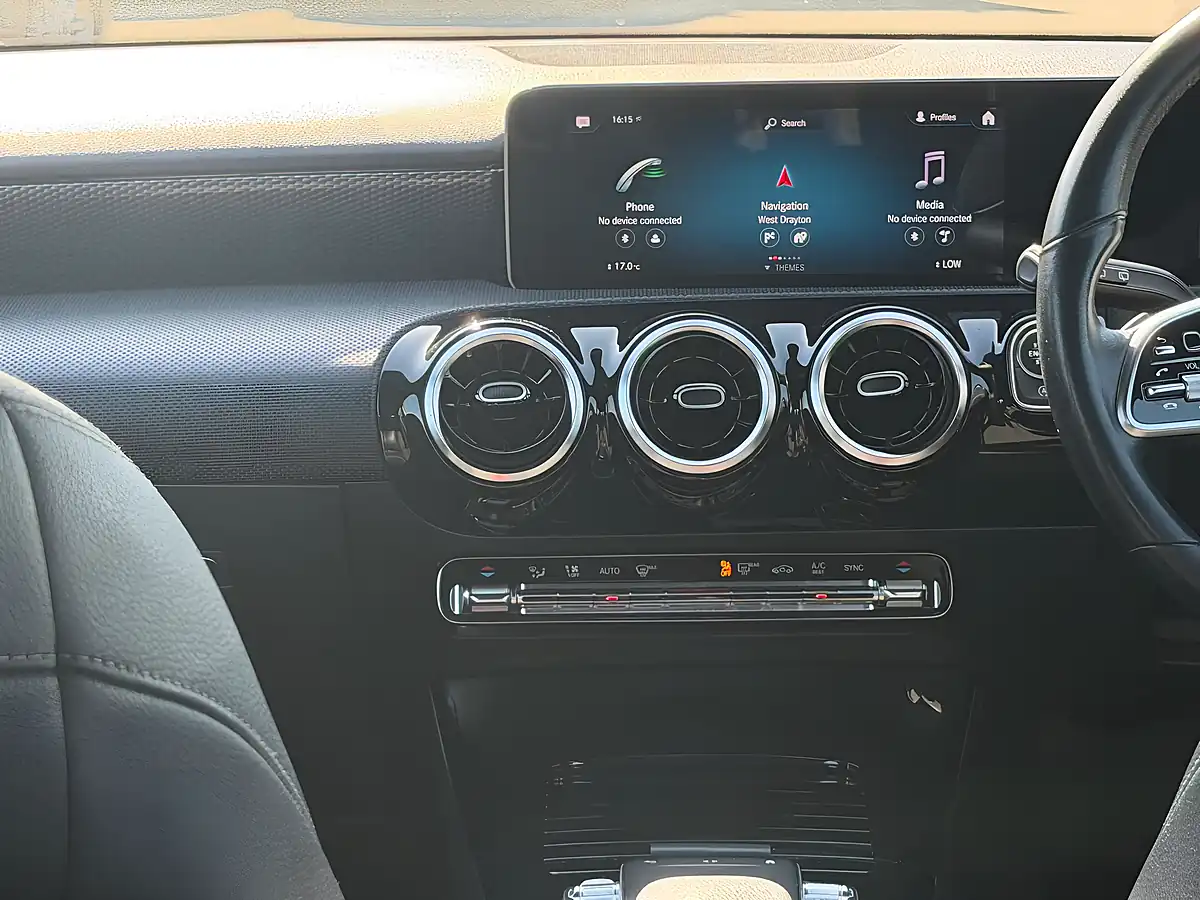 Used 2018 Mercedes-Benz a Class Sport (executive) White - Interior and Exterior details 18