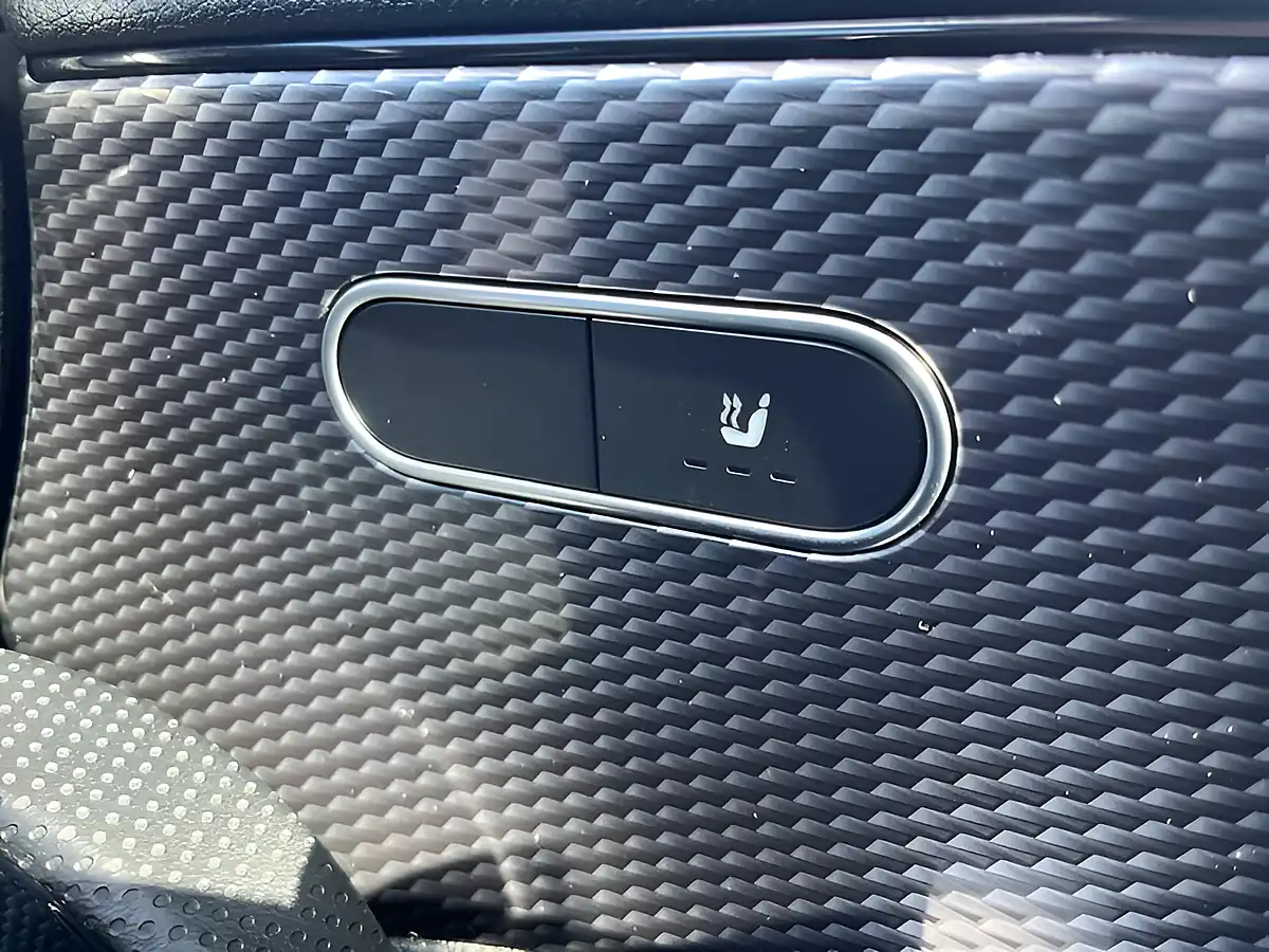 Used 2018 Mercedes-Benz a Class Sport (executive) White - Interior and Exterior details 18