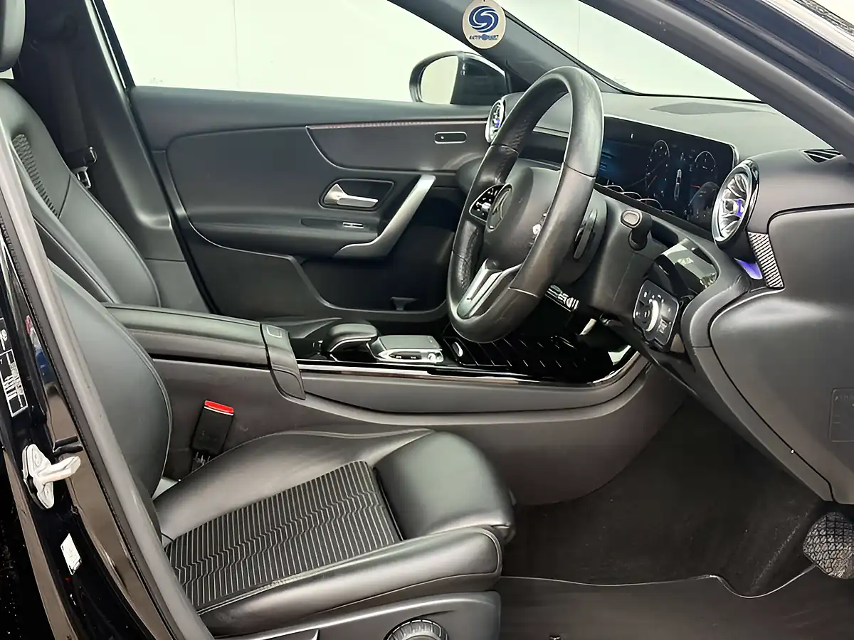 Used 2018 Mercedes-Benz a Class Sport Premium Cosmos Black - Interior and Exterior details 6