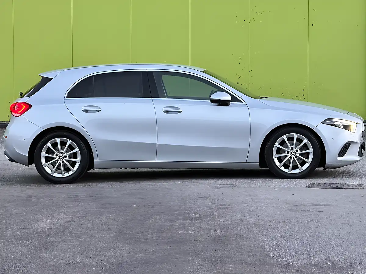Used 2018 Mercedes-Benz a Class Sport (premium) Silver - Interior and Exterior details 8