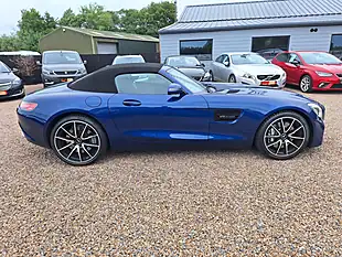 Used 2018 Mercedes-Benz AMG GT Premium Roadster Blue - Interior and Exterior details 10
