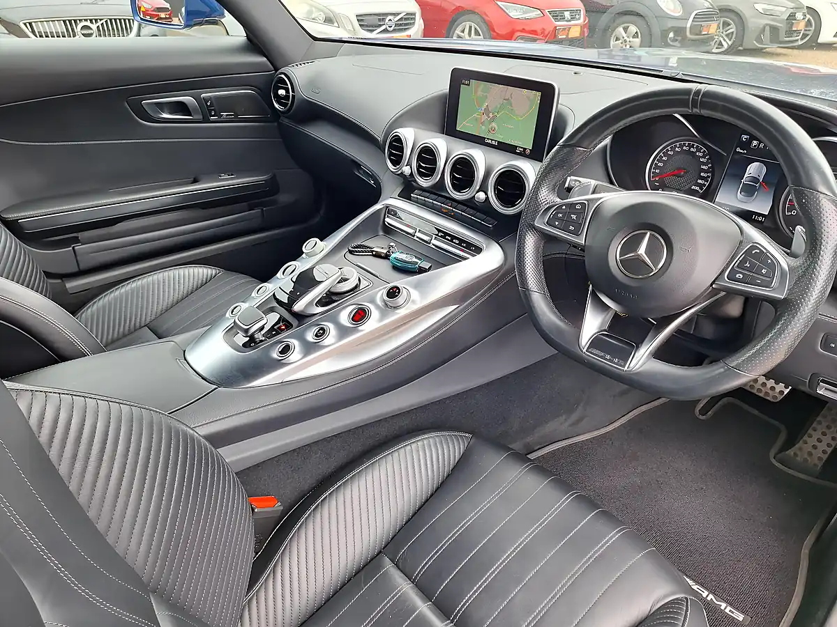 Used 2018 Mercedes-Benz AMG GT Premium Roadster Blue - Interior and Exterior details 11