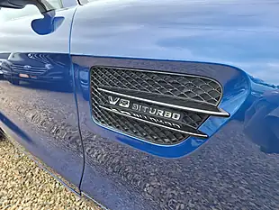 Used 2018 Mercedes-Benz AMG GT Premium Roadster Blue - Interior and Exterior details 13