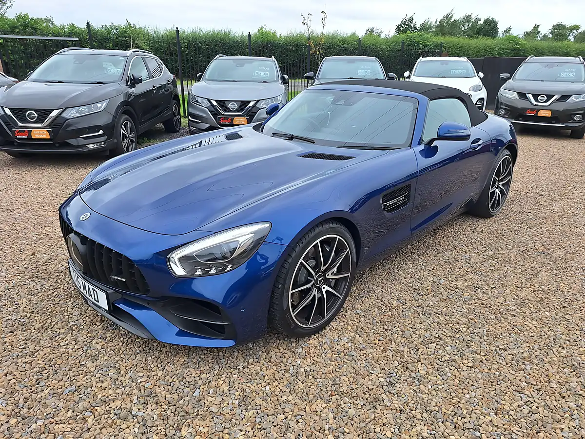 Used 2018 Mercedes-Benz AMG GT Premium Roadster Blue - Interior and Exterior details 5
