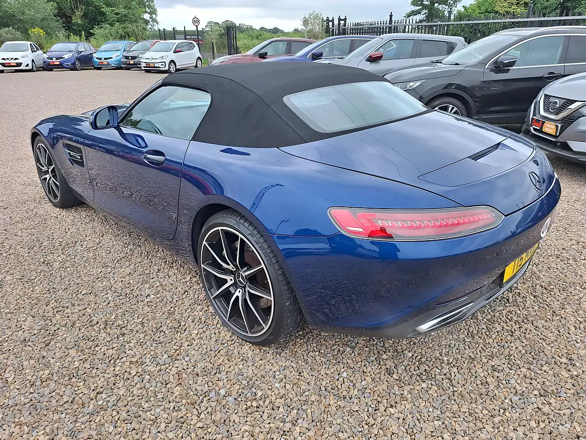 Used 2018 Mercedes-Benz AMG GT Premium Roadster Blue - Interior and Exterior details 8