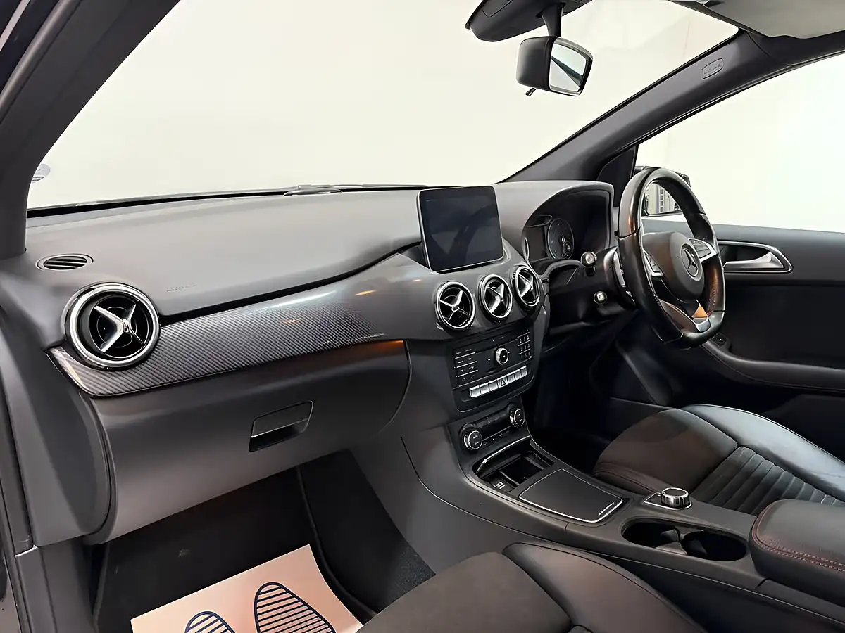 Used 2018 Mercedes-Benz B-Class AMG Line (executive) Black - Interior and Exterior details 13