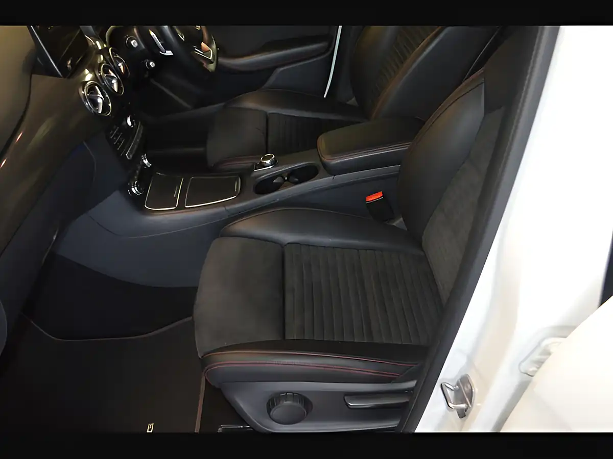 Used 2018 Mercedes-Benz B Class AMG Line (premium) White - Interior and Exterior details 10