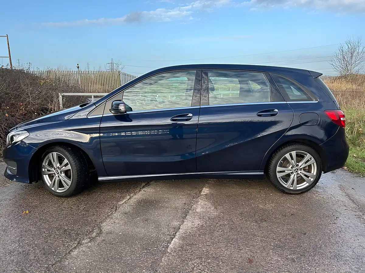 Used 2018 Mercedes-Benz B-Class Exclusive Edition Blue - Interior and Exterior details 8