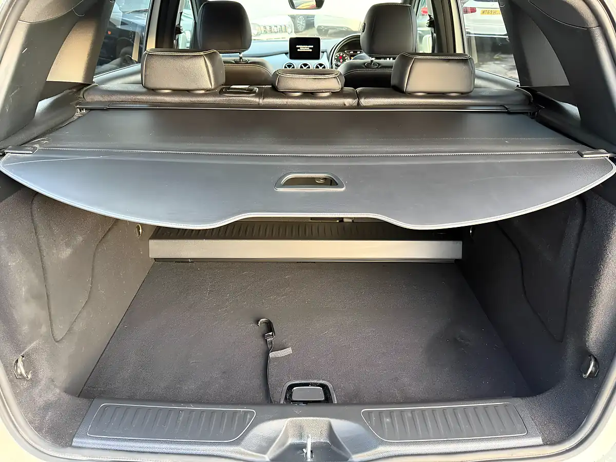 Used 2018 Mercedes-Benz B Class Exclusive Edition Plus Multicolour - Interior and Exterior details 19