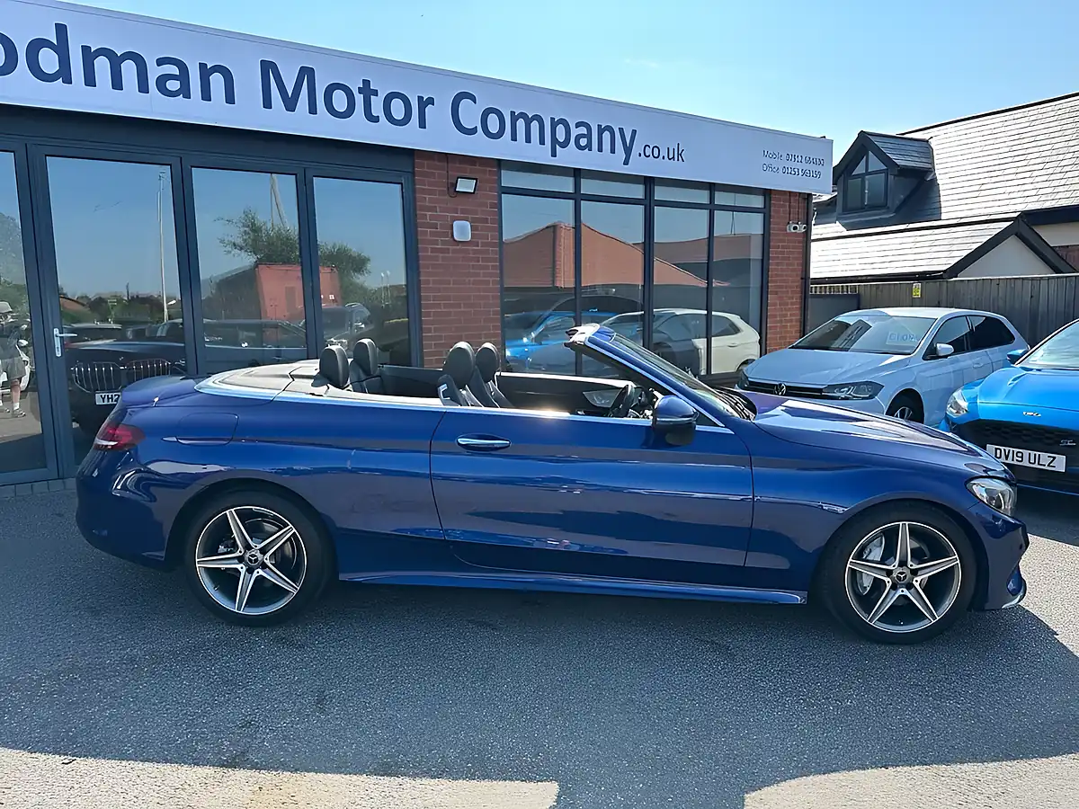 Used 2018 Mercedes-Benz C Class AMG Line Blue - Interior and Exterior details 8