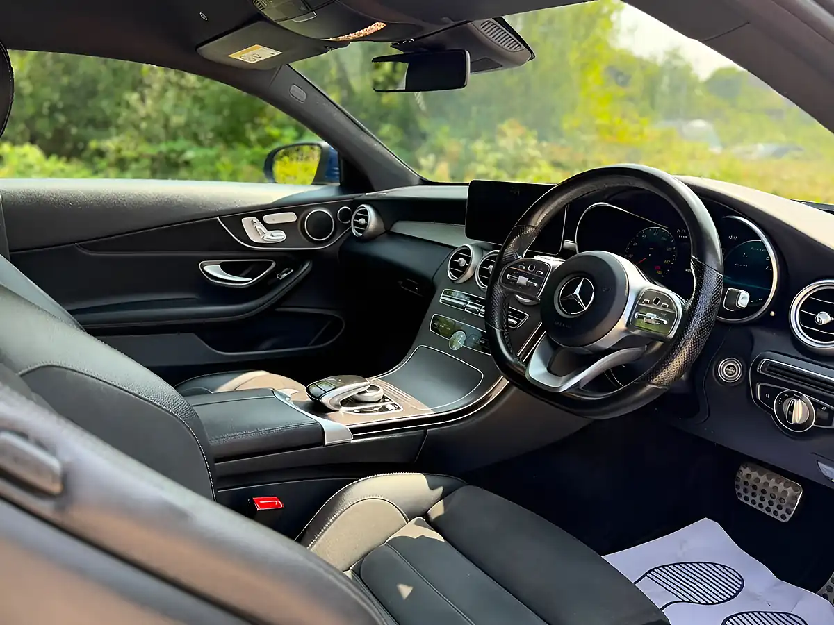 Used 2018 Mercedes-Benz C Class AMG Line (premium) Blue - Interior and Exterior details 9